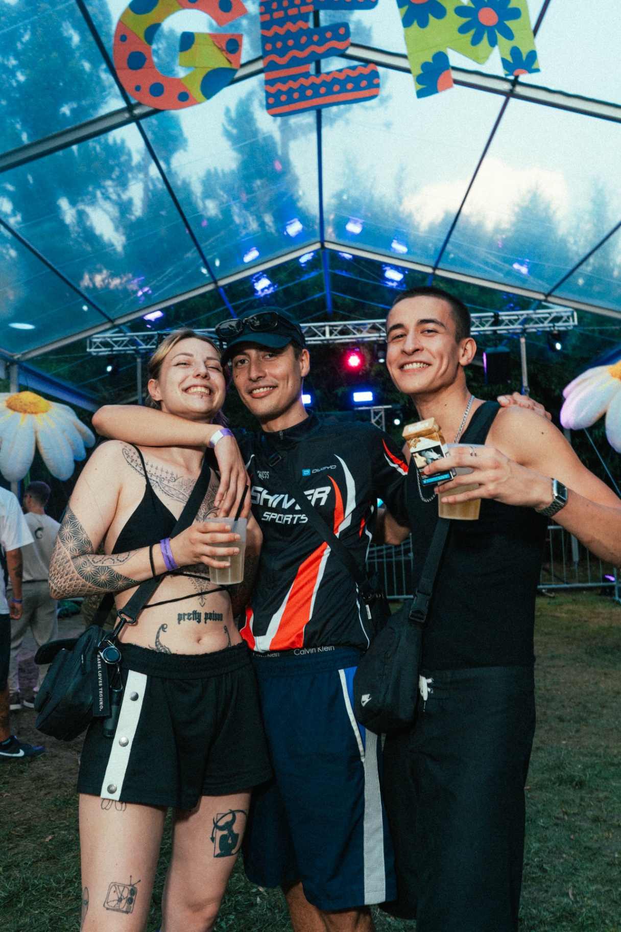 Crowd and DJ set at Gemfest In The Garden — photo 15
